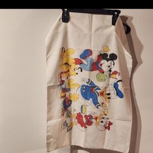 Vintage 1970s Disney Floral Character Pillowcases